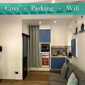 Appartement Nuit à La Roquette,