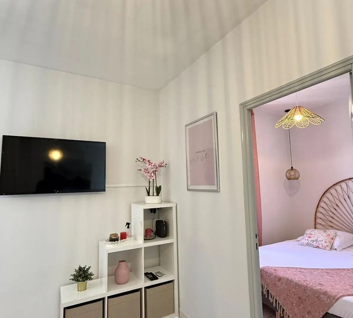 Rose Arlesien Apartment